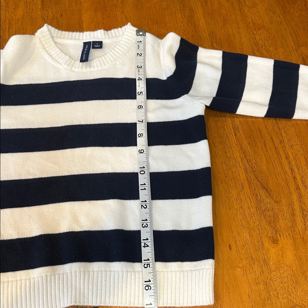 Janie and Jack Navy and White Striped Crewneck Sweater, size 5. - Picture 4 of 7